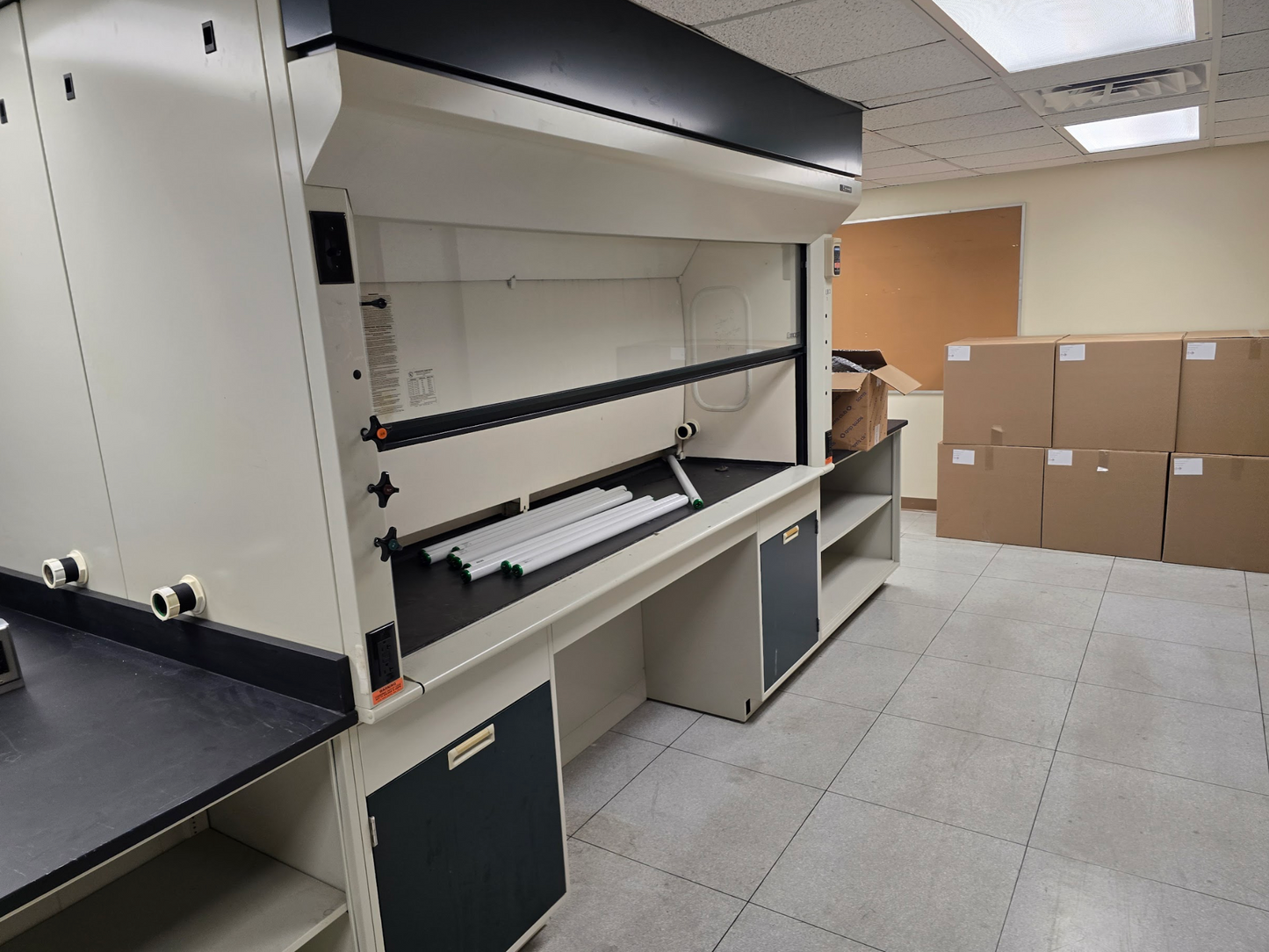8' Fisher Hamilton Concept Benchtop Fume Hood A Condition (109927)