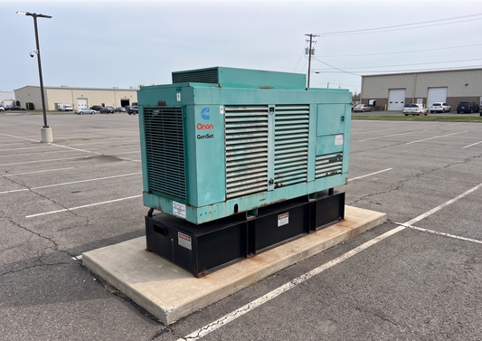 Cummins Onan 350kW Diesel Generator & Tank 350DFCC 438kVA 3ph 487hrs TESTED (SKU: 112935)
