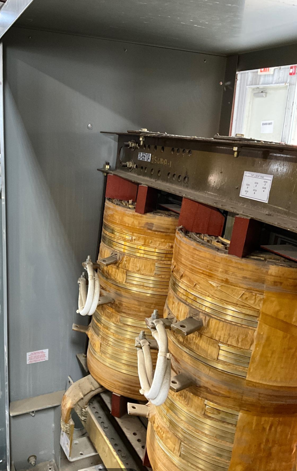 Eaton V48M51T5516 500 kVA Dry Type Transformer 3 Phase 480V to 416Y 240V DOE 2016