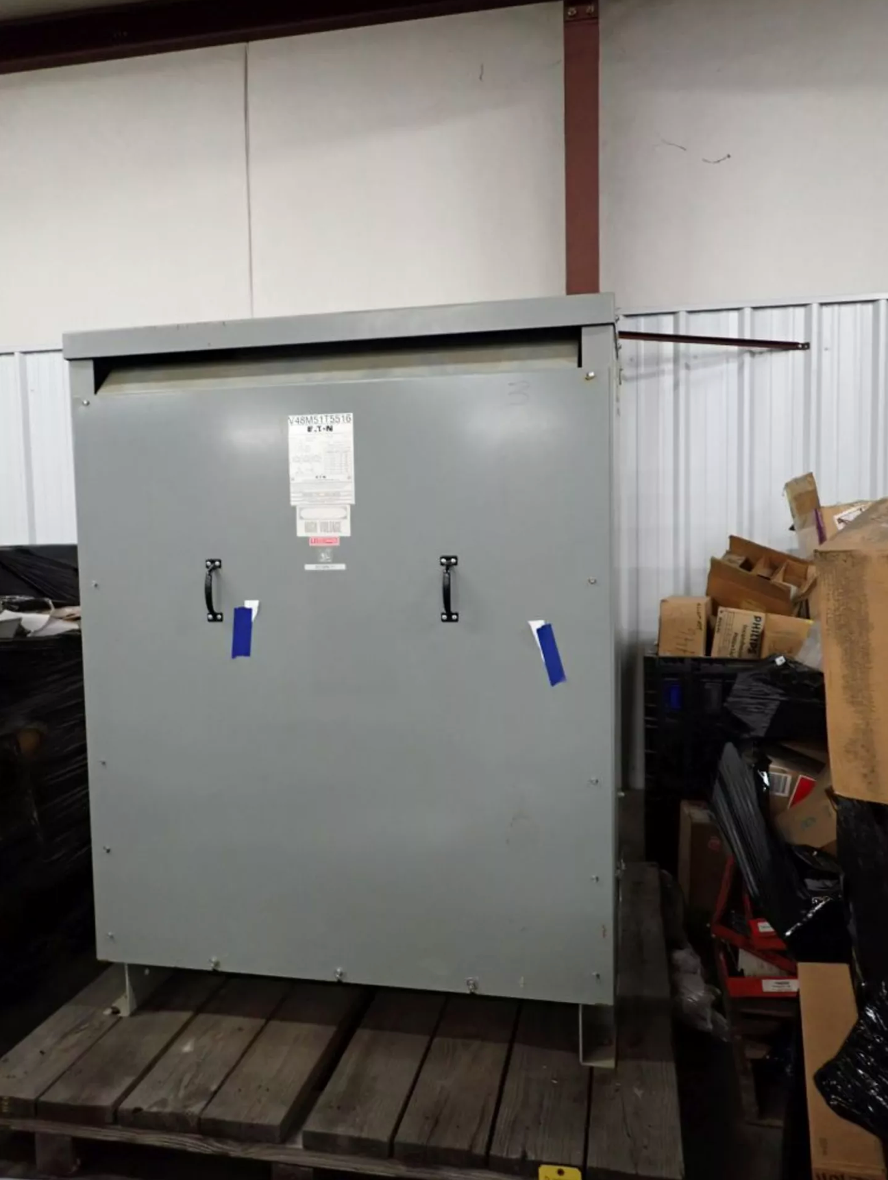 Eaton V48M51T5516 500 kVA Dry Type Transformer 3 Phase 480V to 416Y 240V DOE 2016