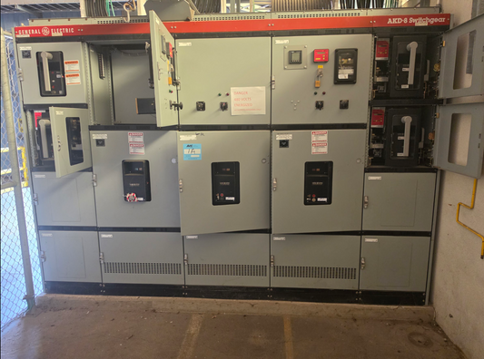 General Electric GE AKD-8 Low Voltage Switchgear Lineup AKR 1600A 3200A 480V