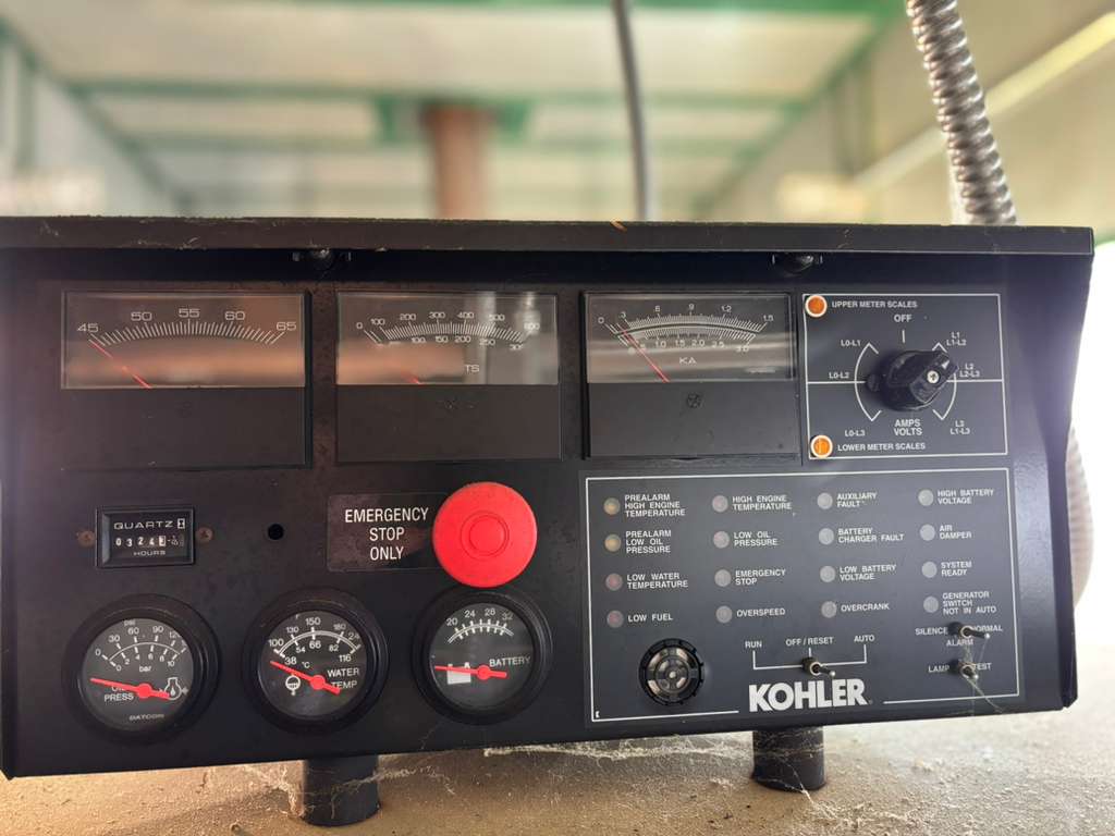 Kohler 750REOZM 750kW Diesel Generator 480V 3 Phase Low 324 Hrs Standby Enclosed