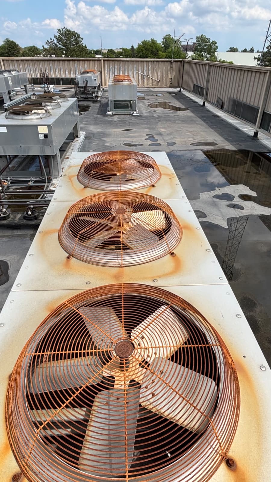 Liebert DCDF308-A Outdoor Air Cooled Condenser 3-Fan 460V 3PH Data Center 2006