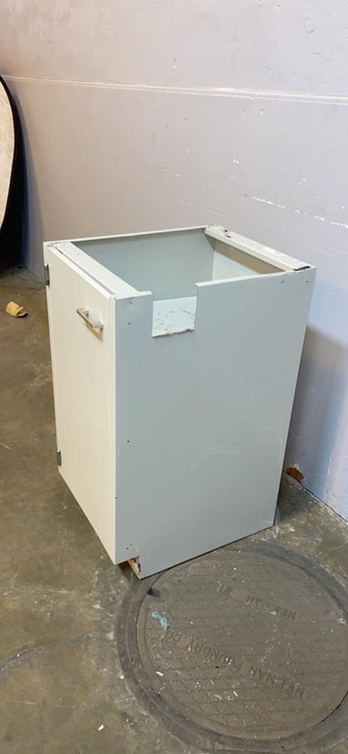 18" 1 Door St Charles(S6LLST6493)