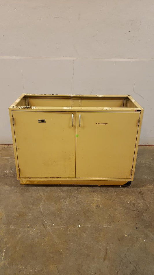 4' Kewaunee 2 Door Casework(S6LLST11373)