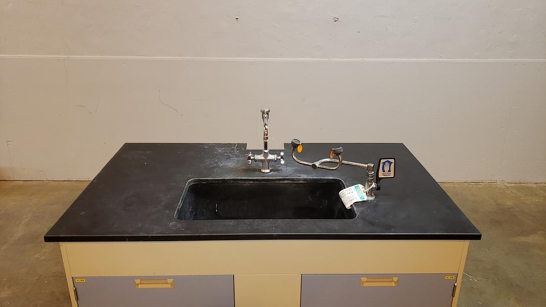 Lab Sink Epoxy Top Eye Wash Faucet 5'(S6LLST9768)