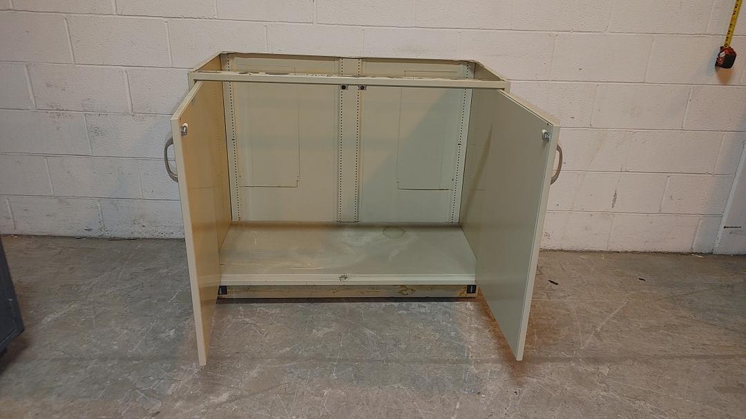 42" 2 Door Duralab Casework(S6LLST11792)