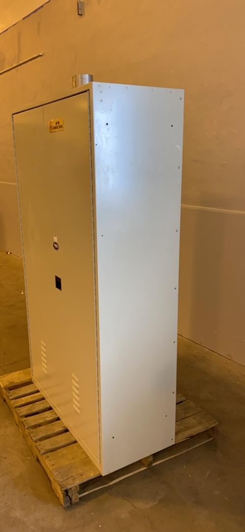 Tiffin Metal Lab Storage Cabinet 42x18x77(S6LLST4297)