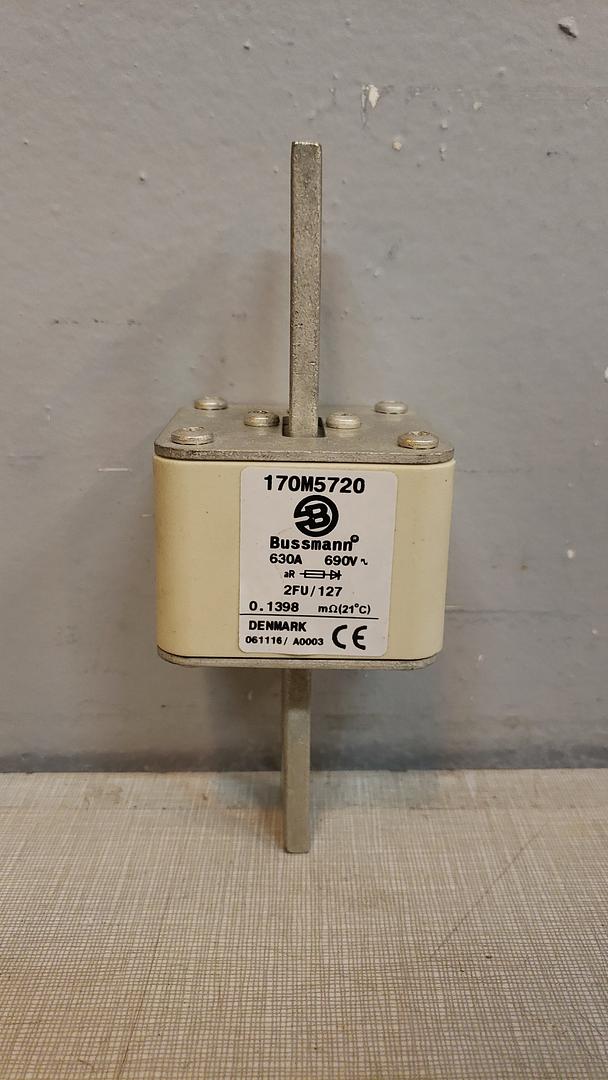 Lot of 7 Bussmann 630A Fuse 170M5720(S6LLST11224)