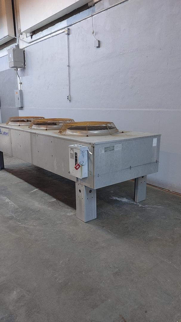 Liebert 3 Fan Condenser CDF308LA(S6LLST12772)