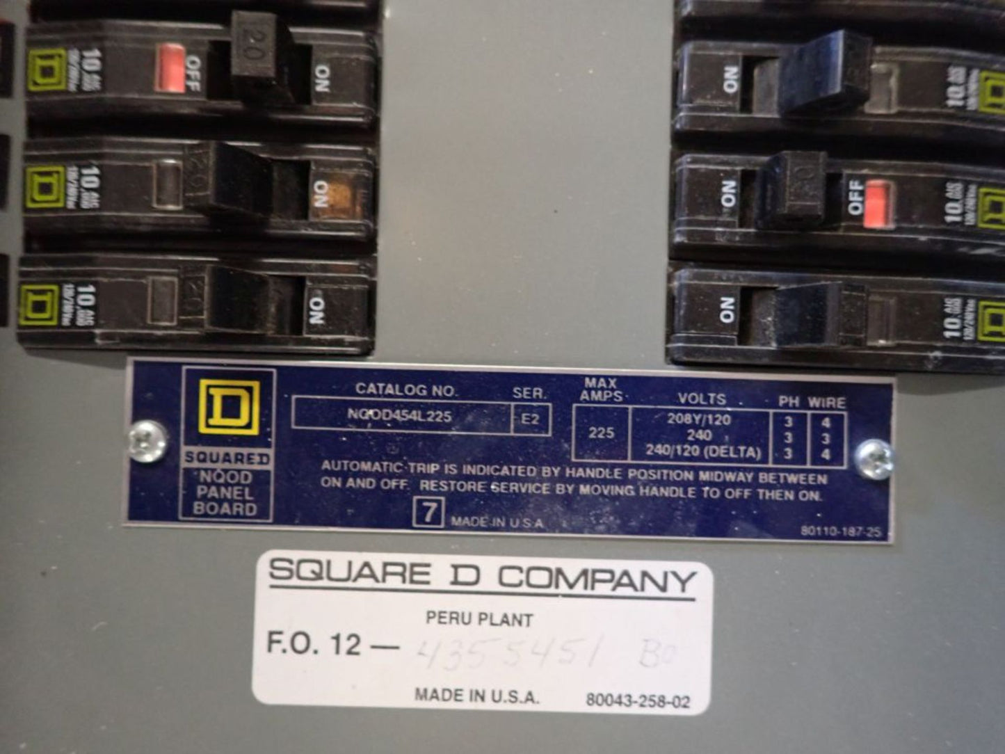 Square D NQOD 225A Panelboard NQOD454L225, 225A, 208Y/120, 240/120 Delta V, w/(42) 20A Circuit Breakers