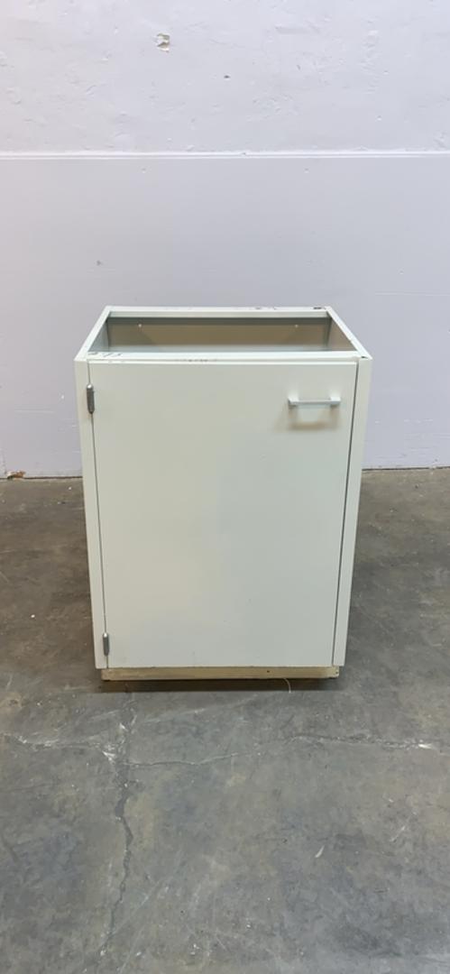 2' St Charles 1 Door Casework(S6LLST8264)
