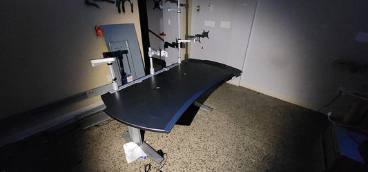 Linak Actuator Systems Adjustable Office Desk Black Top w/ Hydraulics & Controls '14