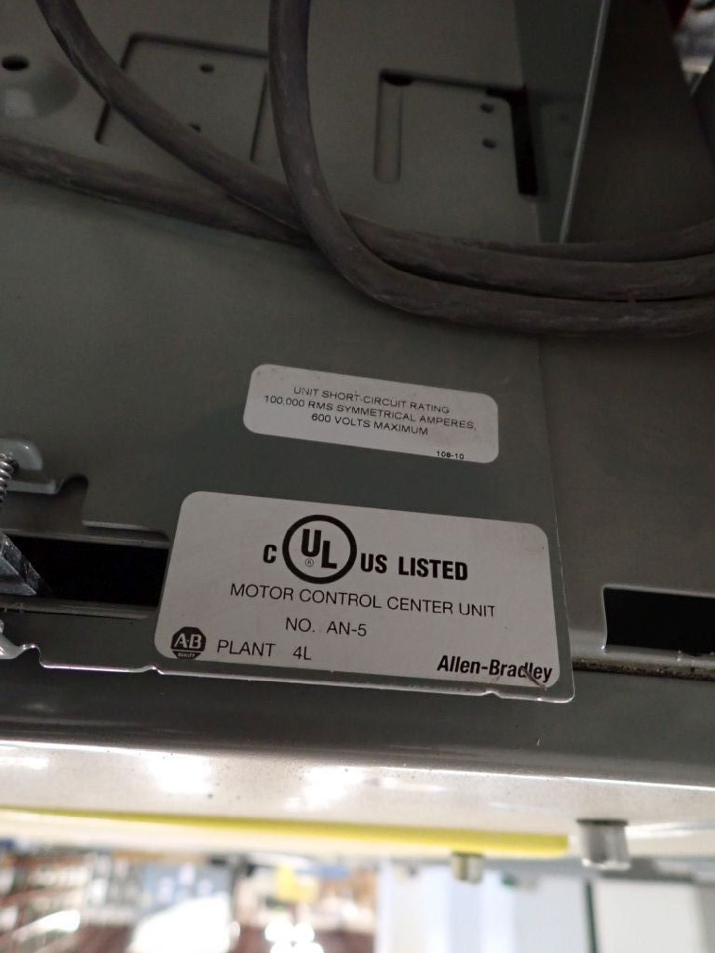 Allen-Bradley 1200A/300A MCC 1 Section w/ 3 Buckets