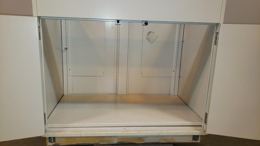 3' 2 door"s Recessed Base cabinet(S6LLST9802)