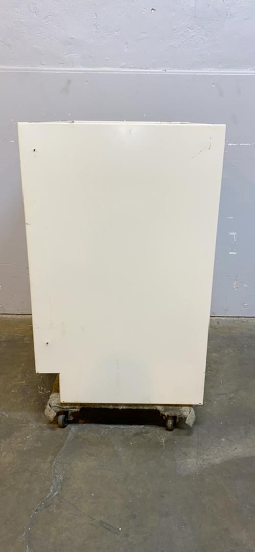 30" 8 Drawer Casework(S6LLST5743)