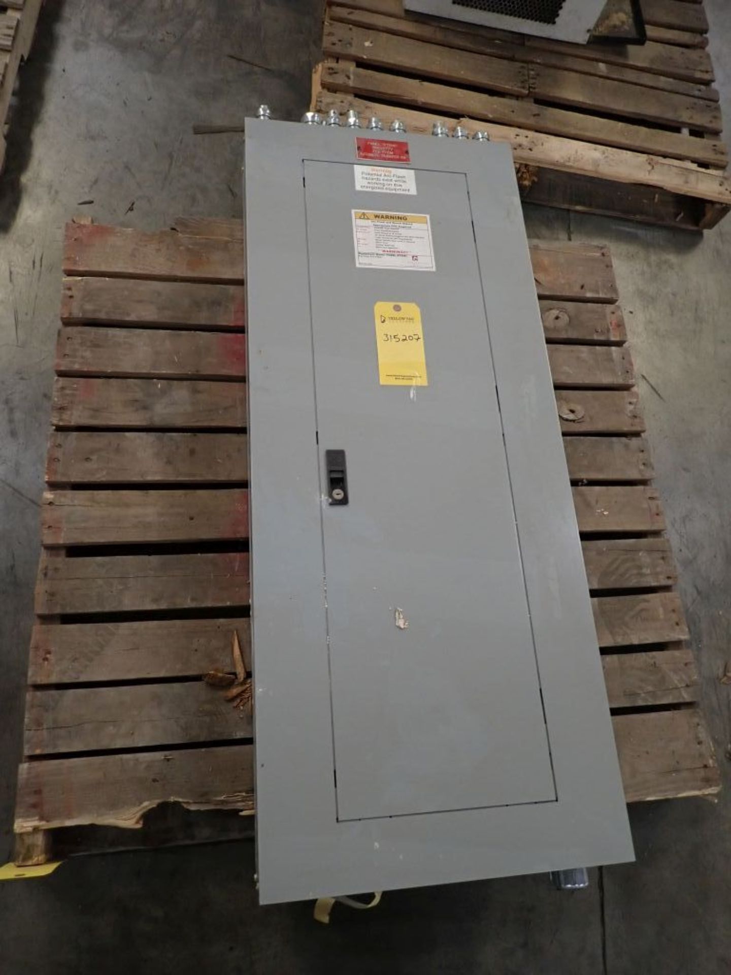 150A GE A Series Panelboard 480Y/277V with Circuit Breakers & Main
