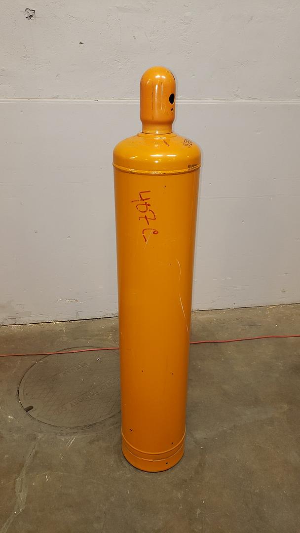 Metal Gas Cylinder Storage Tank Orange 10x10x56(S6LLST11275)