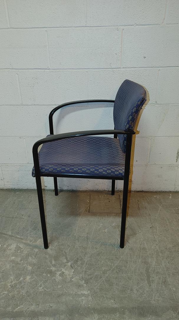 *Pickup Only* Steel Case Fabric Chair 475412M(S6LLST11603)