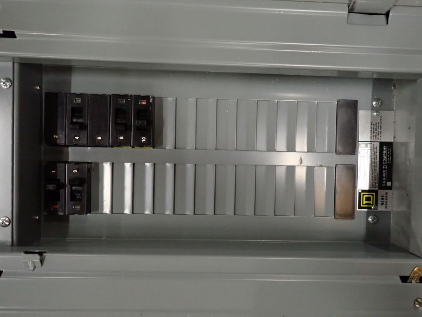 100A Square D NEHB 480Y/277V, 3PH, 4W Panelboard w/ Circuit Breakers & Main Breaker