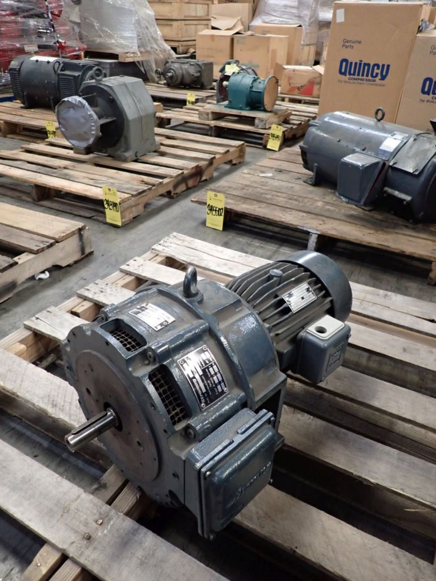 Stromag Motor w/ Gear box 100L 28-RFA4C 1710 RPM 380V 8.2A