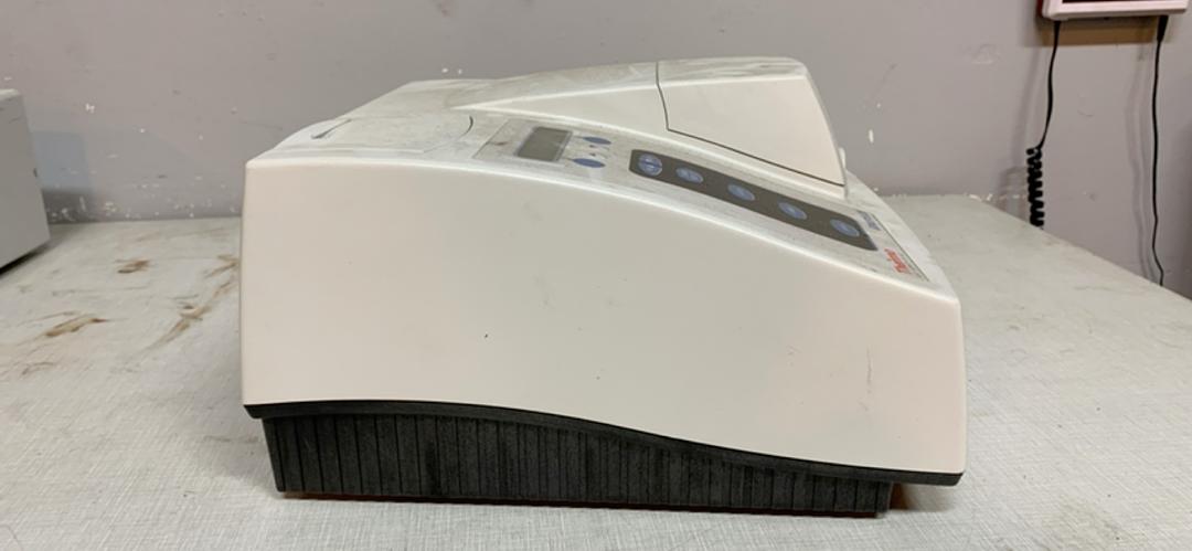 Thermo Scientific Genesys 20 Model 4001/4 in working condition prior to being moved to storage(S6LLST6429)