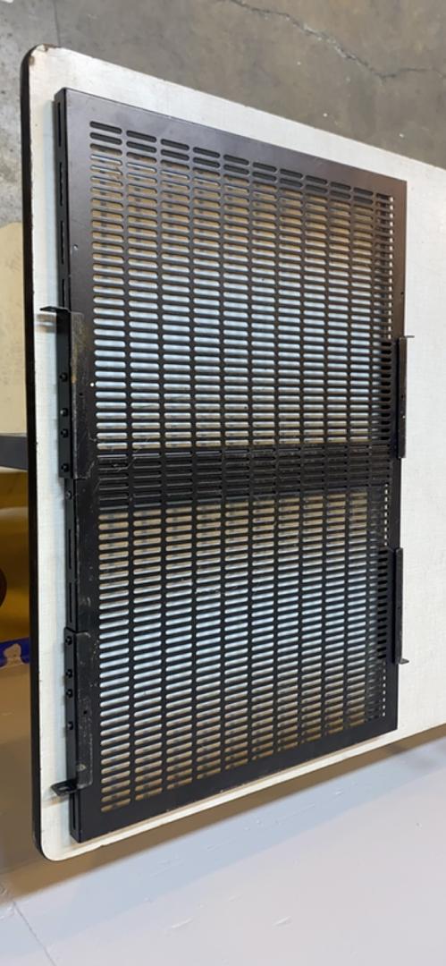 *Pickup Only* Server Rack Shelves(S6LLST7031)