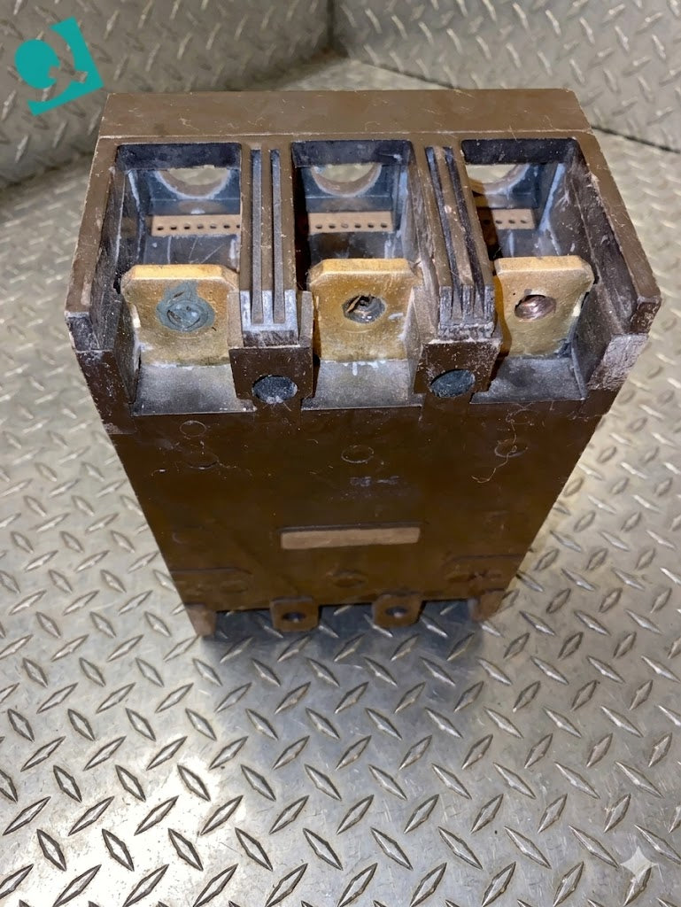 225A GE 3 Pole Circuit Breaker(S6LLST1382)