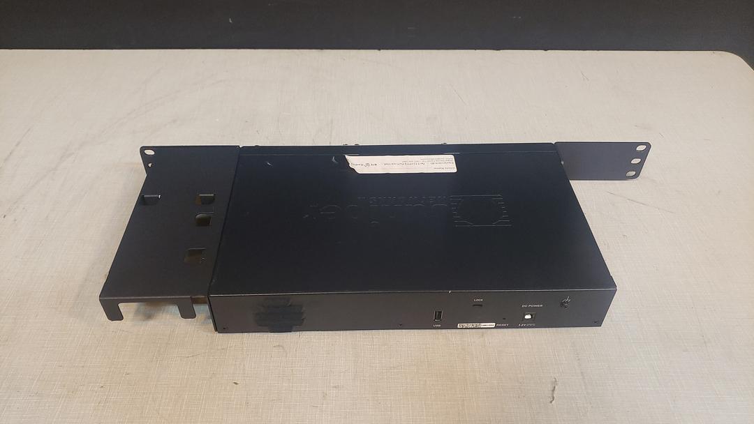 Lot of 4 Juniper Networks SSG20 Security Services Gateway SSG-20-SH(S6LLST7758)