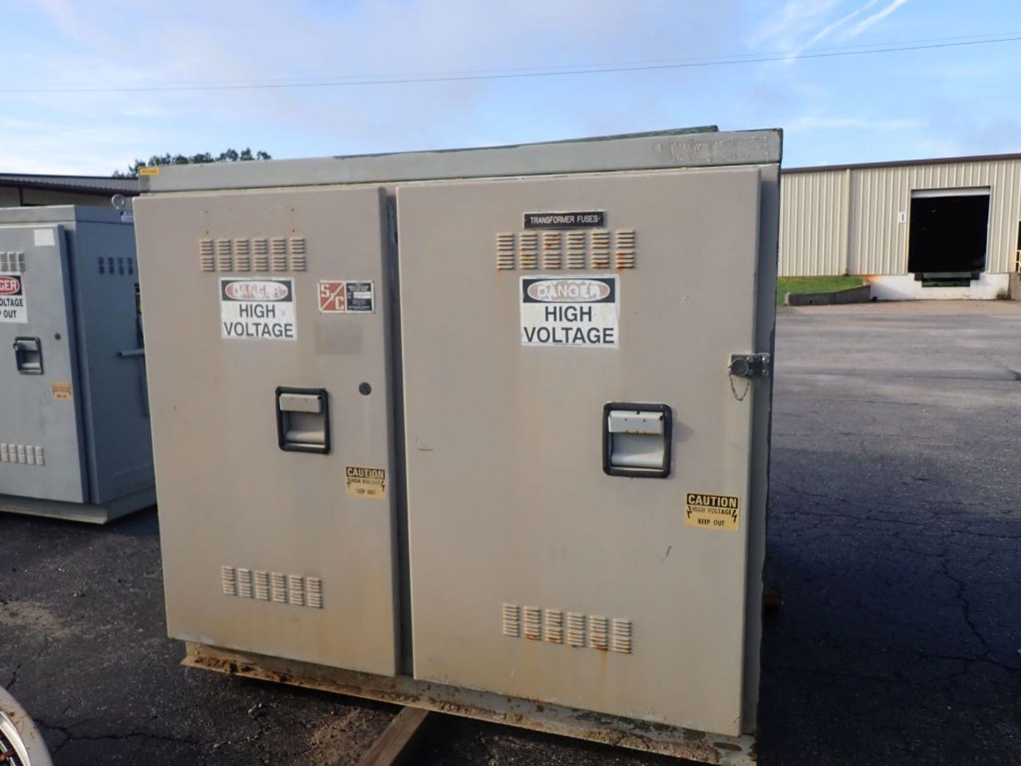 S&C 13.8KV Pad-Mount Switch Cat No. CD616912-5100, 13.8KV, 600A (SKU: 110105)