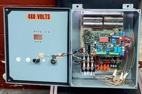Zycron Z5000 AC Motor Speed Control Model: Z5-204(S6LLST4382)