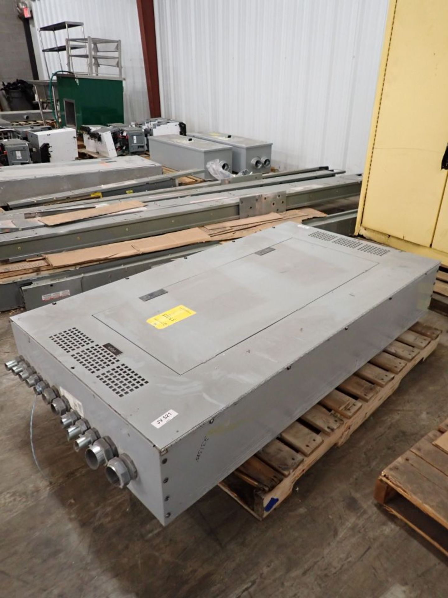 Siemens S4 400A Panelboard with 13 Circuit Breakers 480Y/277V, 3PH