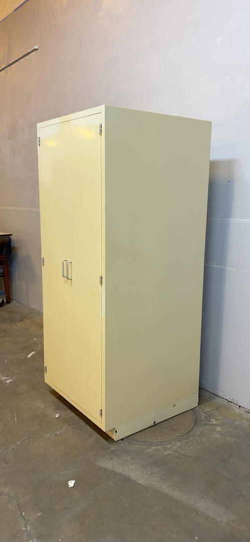 30x30x72" Jamestown 2 Door Tall Metal Storage Cabinet w/ Shelves(S6LLST5194)