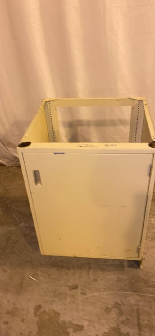 24" Hamilton Recessed Cabinet(S6LLST3861)