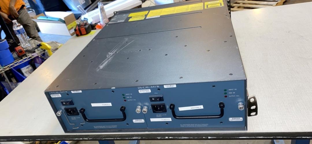 Lot of 2 CISCO/EMC  MDS 9216i DS-C9200(S6LLST5955)