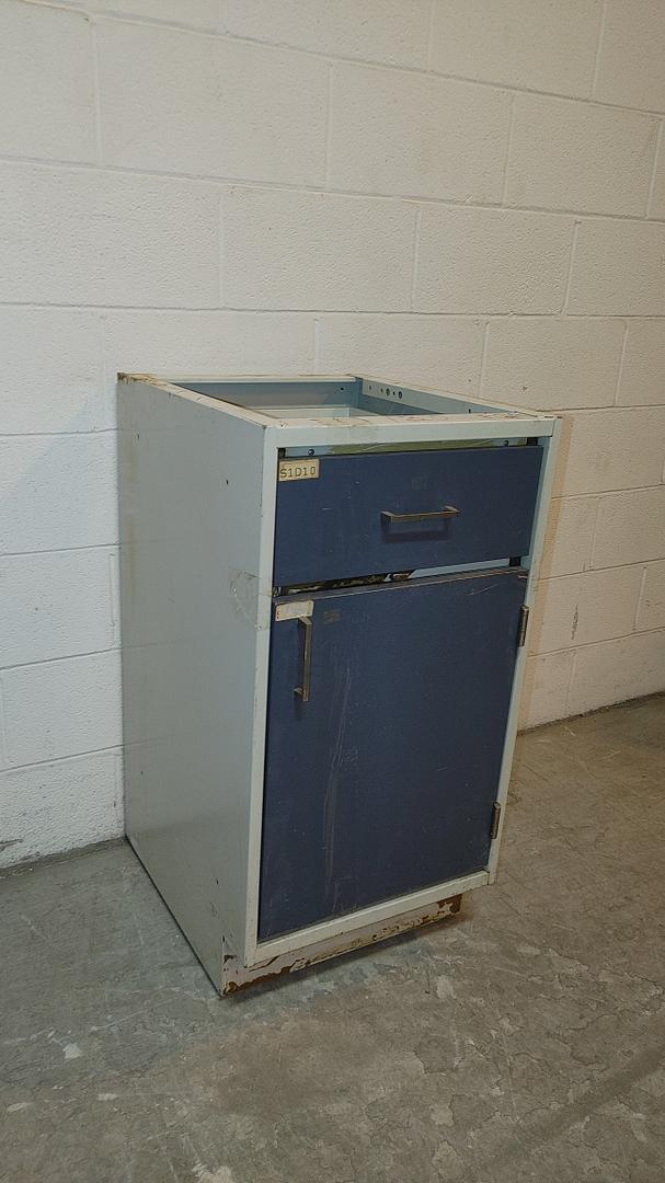 19" Hamilton 1 Door 1 Drawer Casework(S6LLST11781)