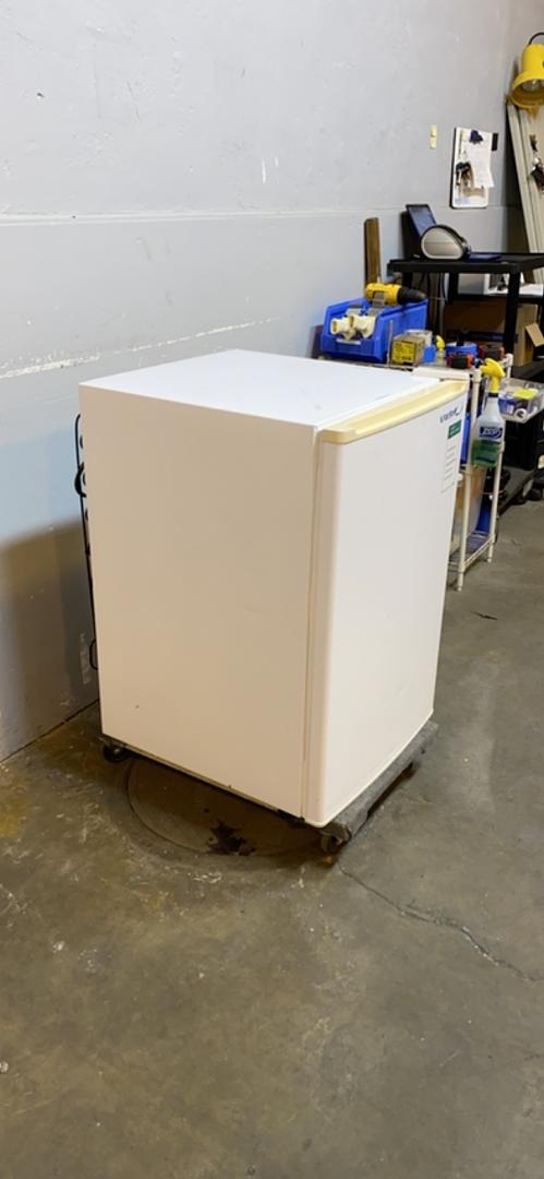 VWR Freezer U2004GA15 Tested(S6LLST5850)
