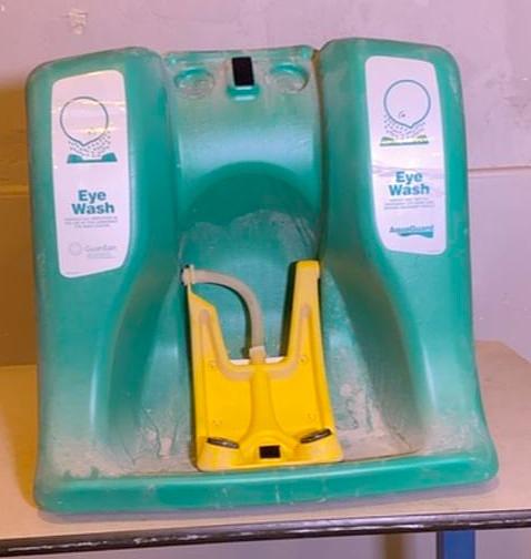 Portable Refillable Wall-Mounted Eye Wash Station(S6LLST4475)