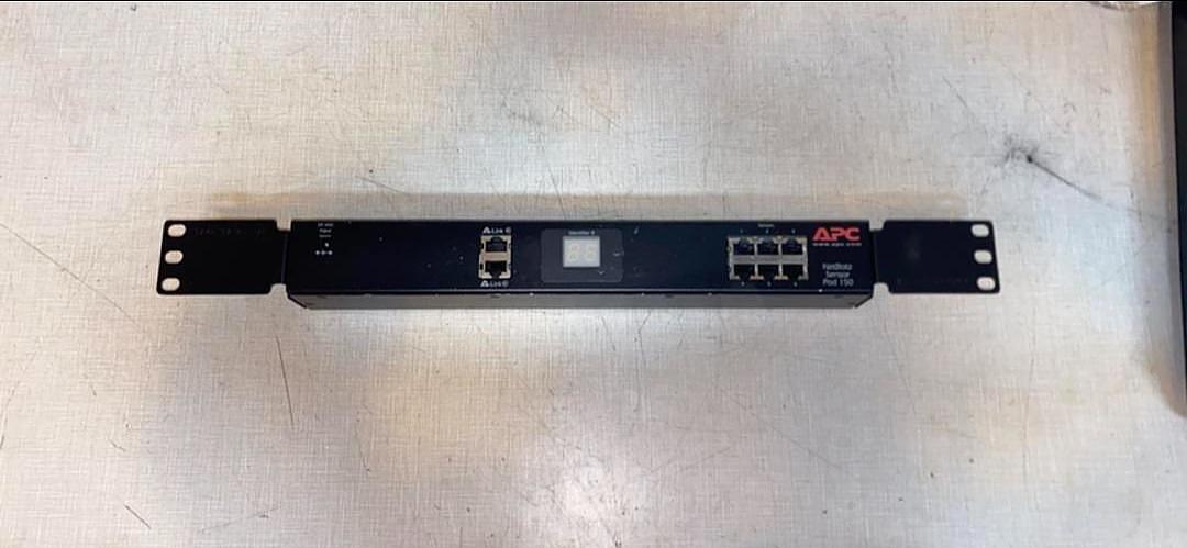 *Pickup Only* APC Netbotz Lot: 1x 500, 2x NBRK0200, & 1x 150 NBPD0150(S6LLST7085)