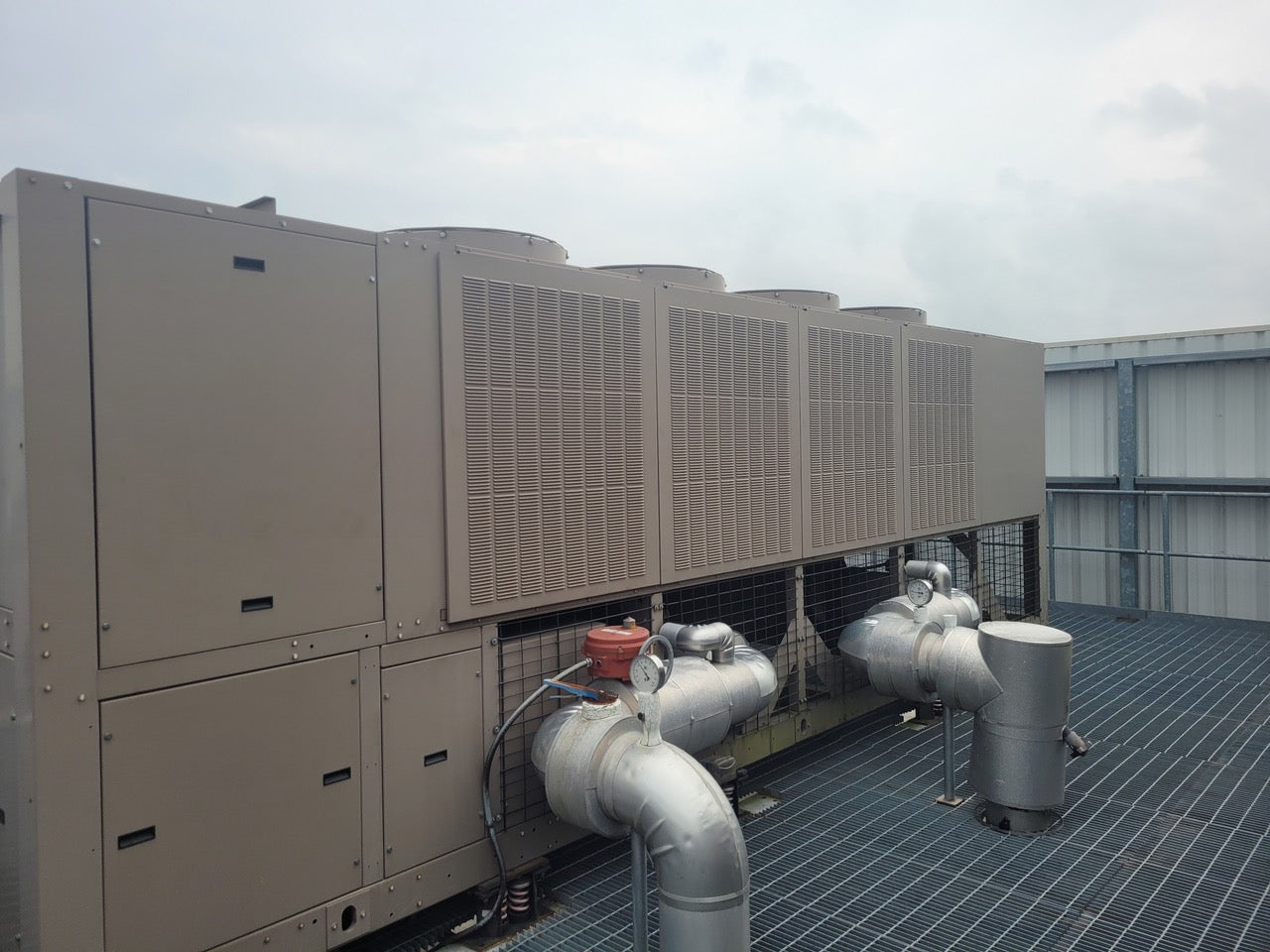 177 Ton YCIV York Air Cooled Chiller