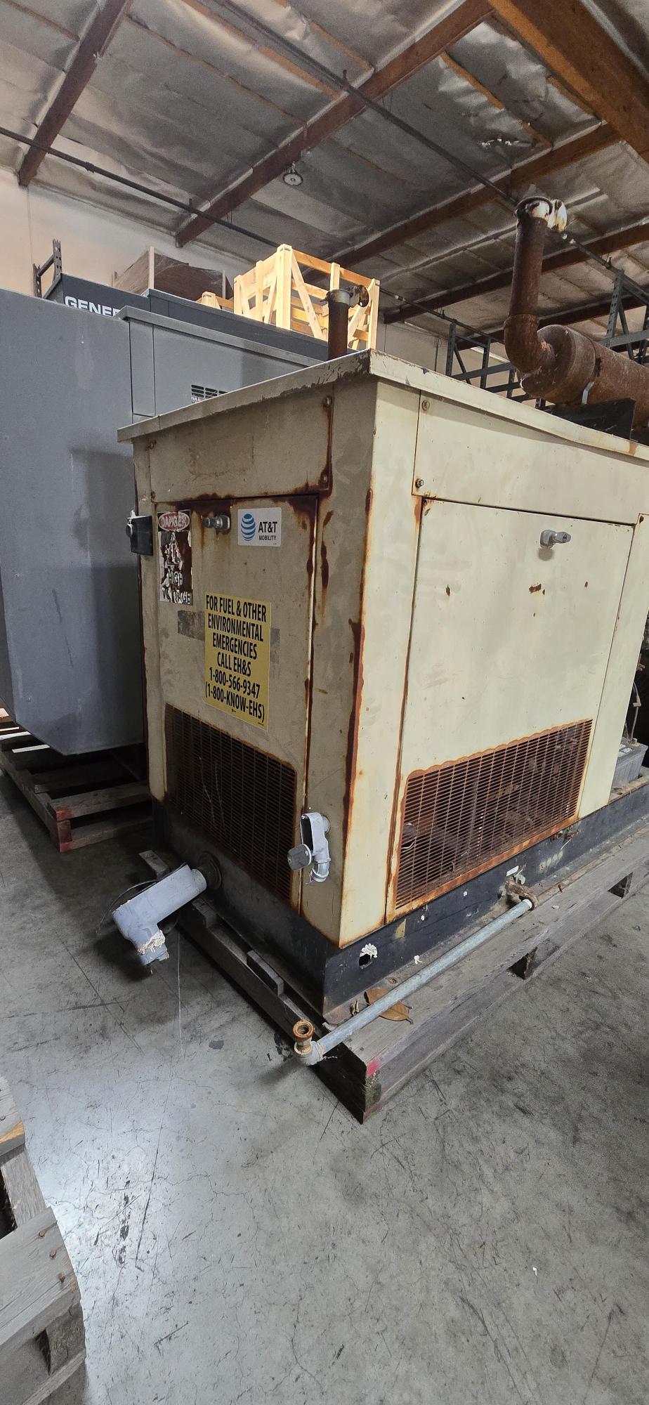 Generac 30kW Standby Generator 1 Phase 120/240V Model 94A04648-S Industrial