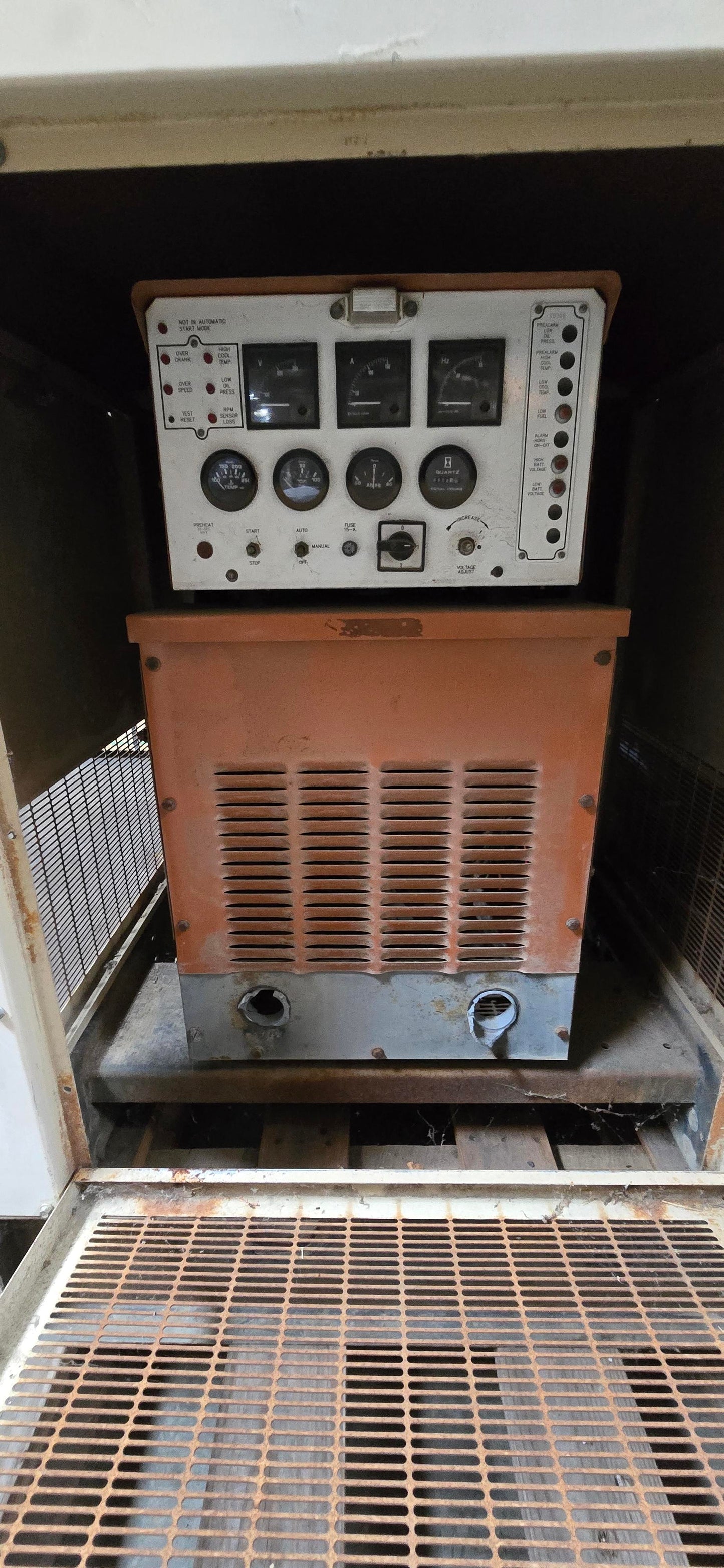 Generac 35kW Standby Generator 1 Phase 120/240V Propane LP Model 92A03798-S