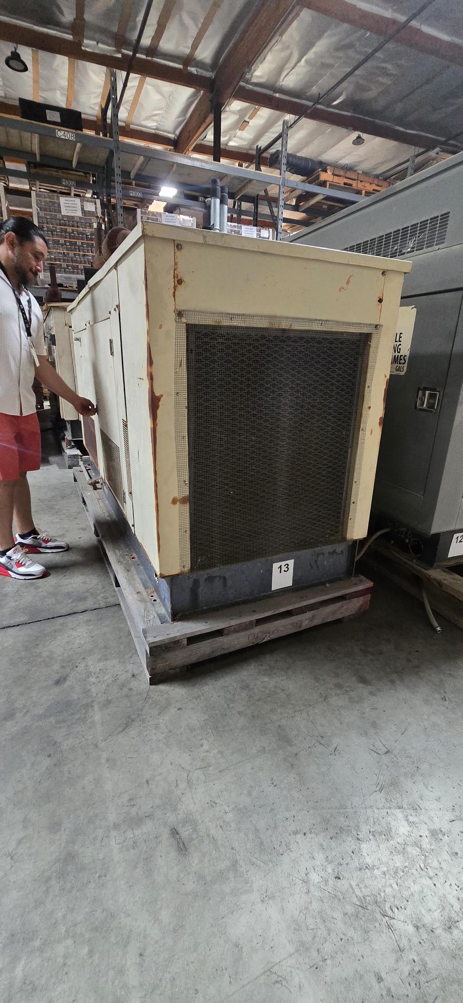 Generac 30kW Standby Generator 1 Phase 120/240V Model 94A04648-S Industrial