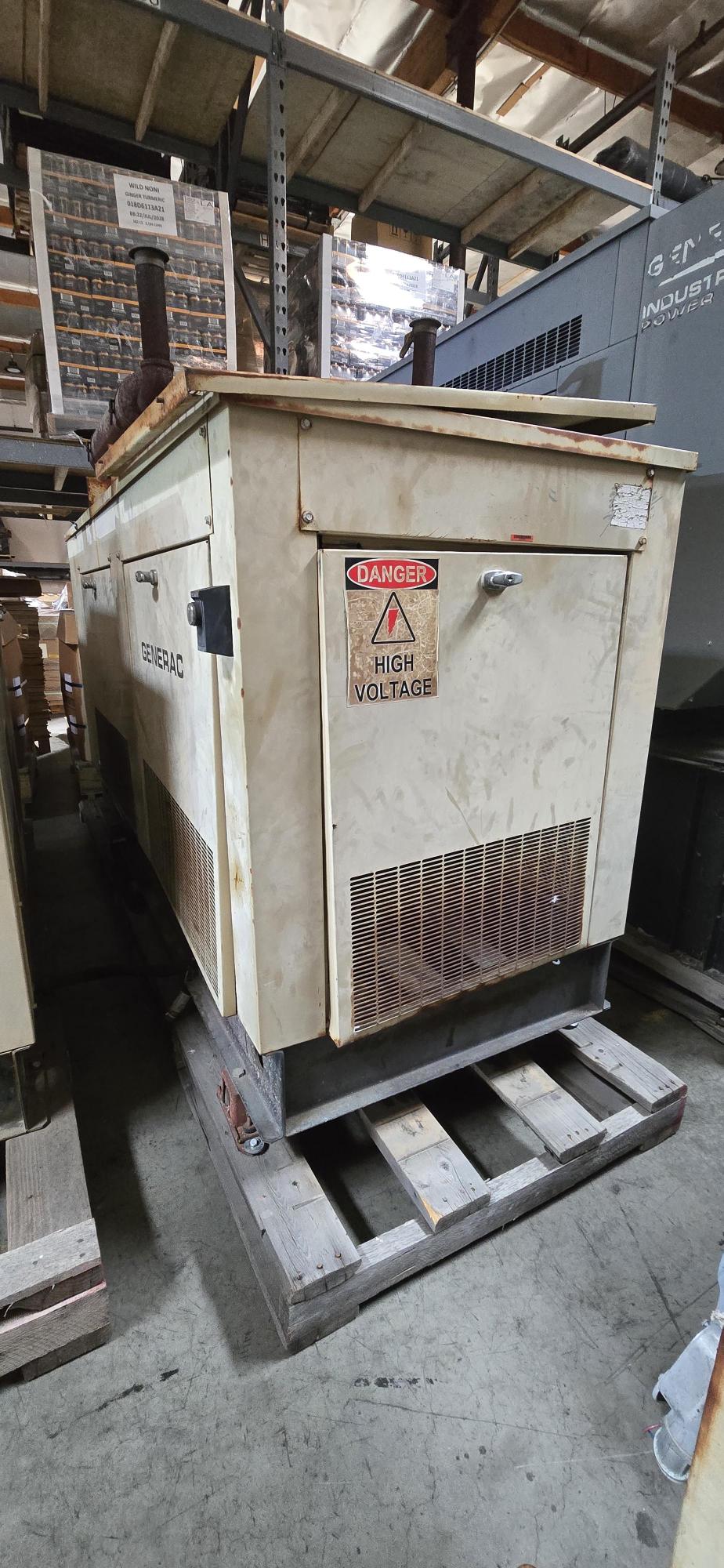 Generac 36kW Standby Generator Propane LP 5.7L V8 Engine Model 87A02063-3