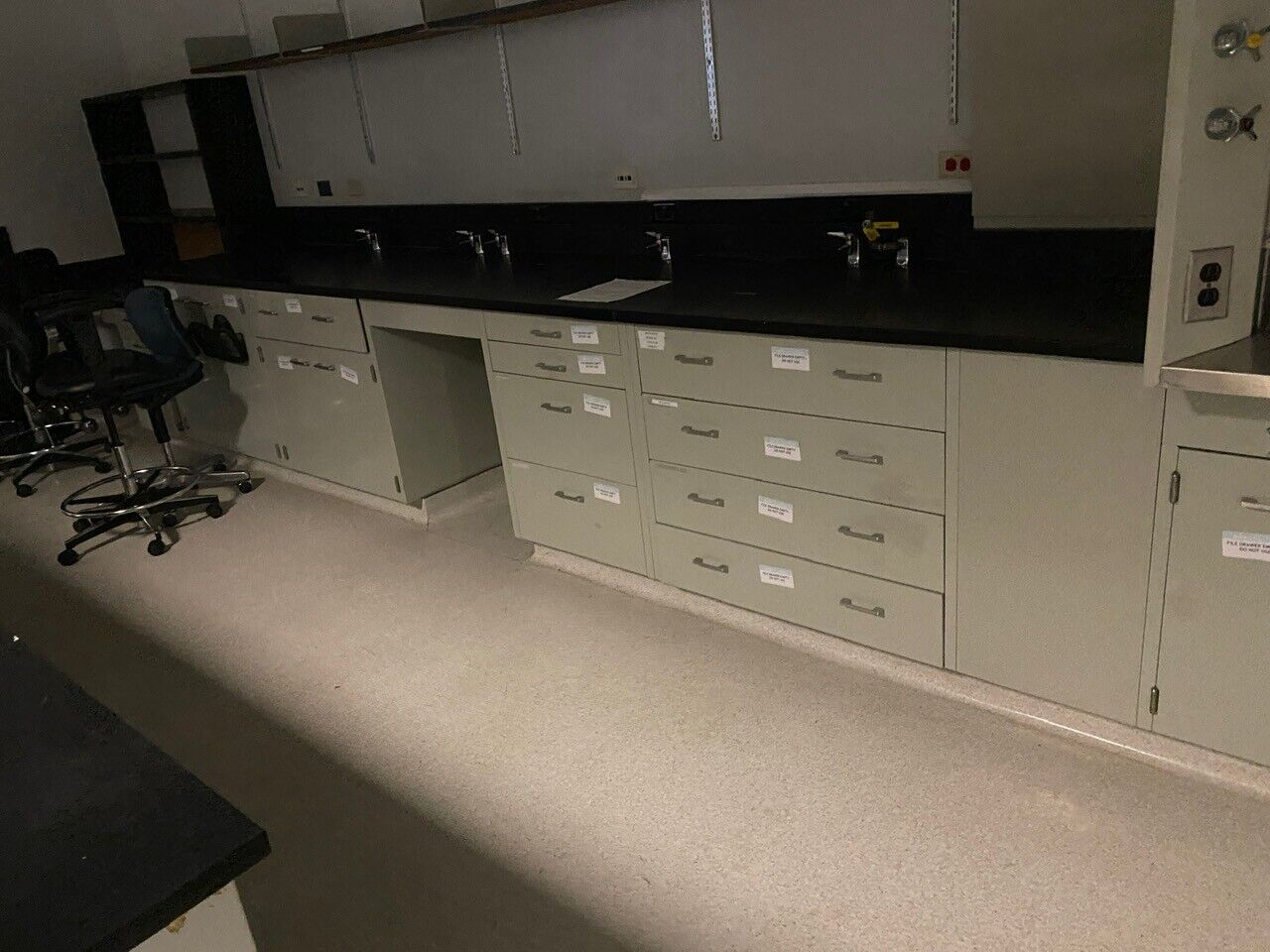Lab Casework / Fume Hood Design & Consultation(100352)