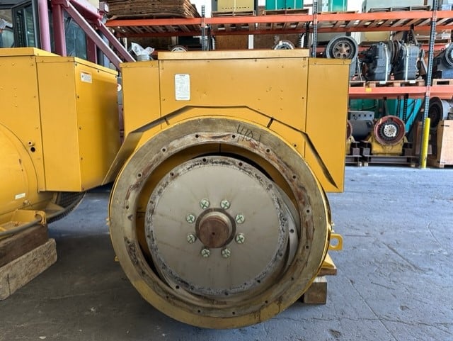 Good Used Caterpillar 1410KW Generator End - DPC1215