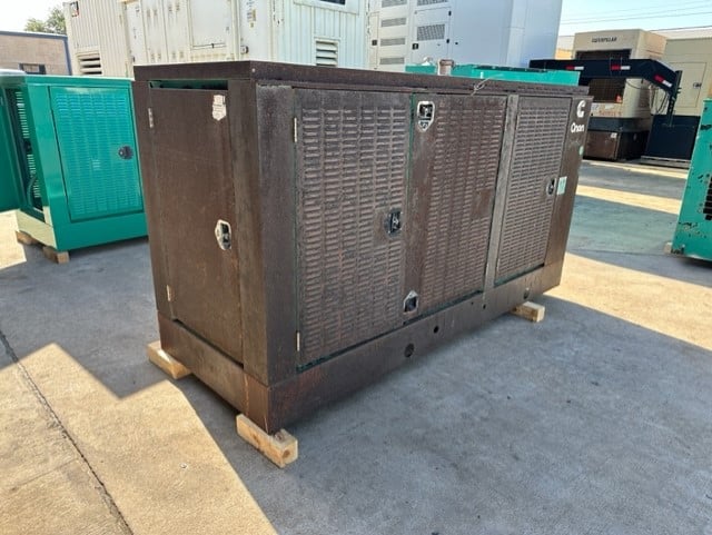 Low Hour Ford LSG-875 80KW Natural Gas Generator Set - DPC1204