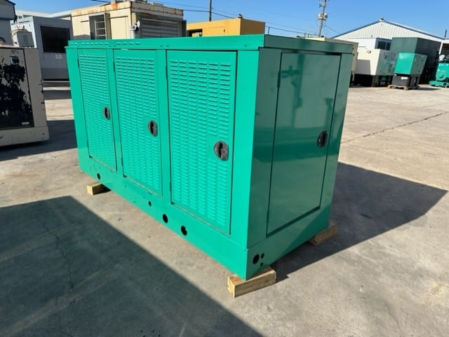 Low Hour Ford WSG1068 85KW Natural Gas Generator Set - DPC1206