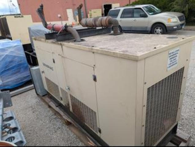 AS-IS 35KW Generac SG035 NG/LP Generator 1ph 120/240 '97 AS-IS Non Working