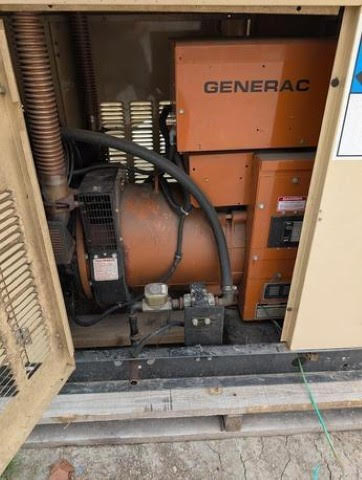 35KW Generac 99-A07732-S Nat Gas LP Generator 1PH '99 TESTED